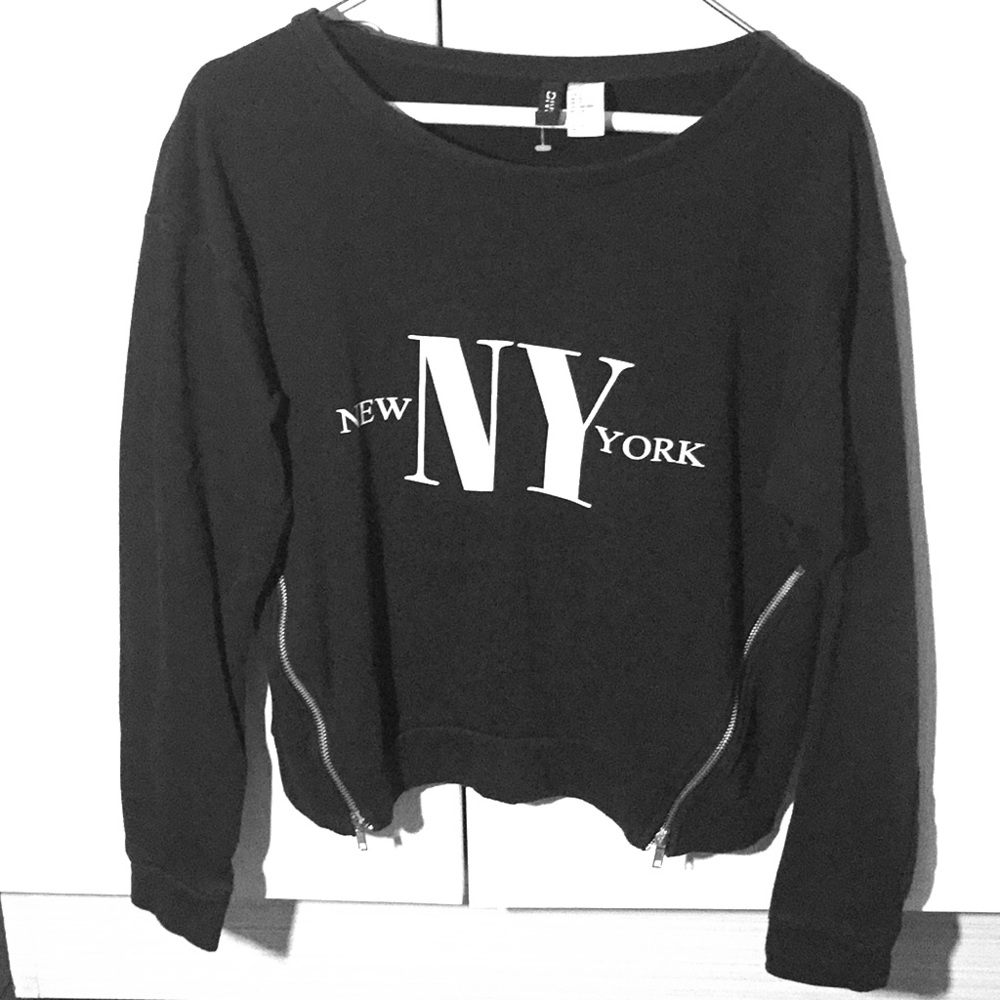 Black New York sweater